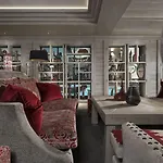 Le K2 Altitude Otel Courchevel