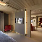 Le K2 Altitude Otel 5*