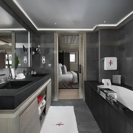 Le K2 Altitude Hotel 5*
