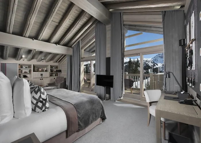 Le K2 Altitude Hotel 5*
